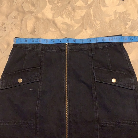 Forever 21 Denim Mini-Skirt, Size L - Picture 7 of 7